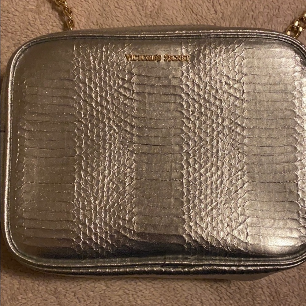 Purse - Picture 2 of 2